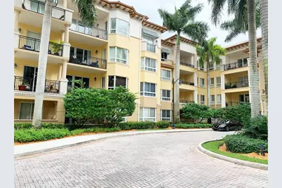 16101 Emerald Estates Dr #138, Weston, FL 33331 - Photo 2