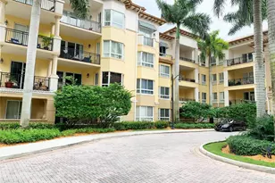 16101 Emerald Estates Dr, Weston, FL 33331 - Photo 2