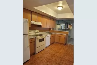 2627 NW 47th Ter #206, Lauderdale Lakes, FL 33313 - Photo 4