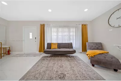 241 Oceanic Ave, Lauderdale by the Sea, FL 33308 - Photo 4