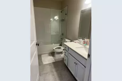 1070 NW 6th Terrace 1070 NW 6th Terrace #1070, Florida City, FL 33034 - Photo 4