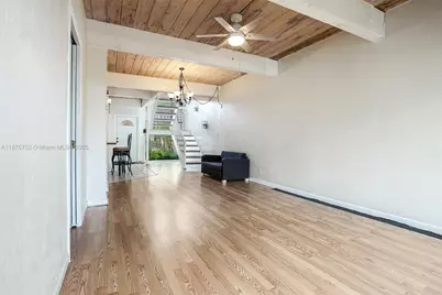 8811 Gatehouse Rd #8, Plantation, FL 33324 - Photo 6
