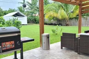 853 SW 3rd St, Florida City, FL 33034 - Photo 20