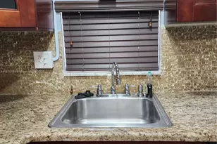 681 S Hollybrook Dr, Pembroke Pines, FL 33025 - Photo 34