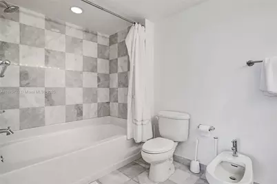 601 NE 36th St #2703, Miami, FL 33137 - Photo 12