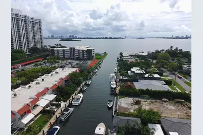 1545 NE 104th St, Miami Shores, FL 33138 - Photo 8
