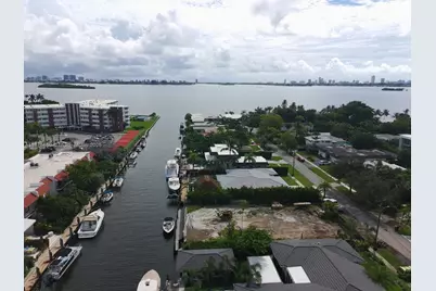 1545 NE 104th St, Miami Shores, FL 33138 - Photo 10