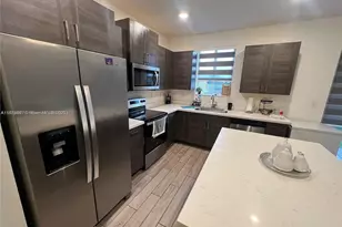 1166 SE 23rd Ave, Homestead, FL 33035 - Photo 2