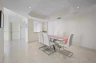 20191 E Country Club Dr, Aventura, FL 33180 - Photo 4