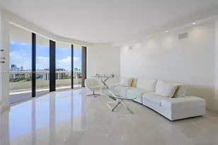 20191 E Country Club Dr, Aventura, FL 33180 - Photo 2