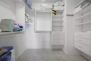 20191 E Country Club Dr, Aventura, FL 33180 - Photo 12