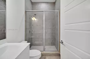 17606 SW 149th Pl, Miami, FL 33187 - Photo 18