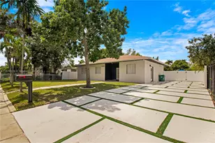 14840 NE 8th Ave, Miami, FL 33161 - Photo 1