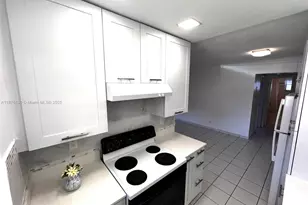 2145 Pierce St, Hollywood, FL 33020 - Photo 10