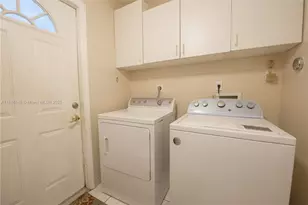 2585 SE 7th Pl, Homestead, FL 33033 - Photo 18