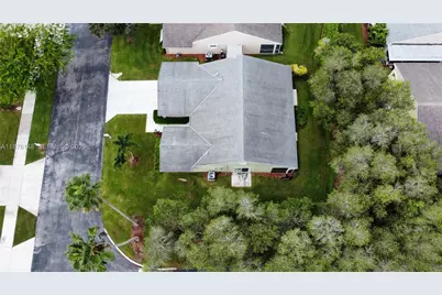 2585 SE 7th Pl, Homestead, FL 33033 - Photo 28