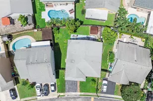 12265 NW 32nd Manor, Sunrise, FL 33323 - Photo 4