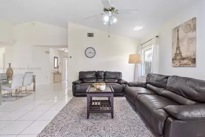 12265 NW 32nd Mnr, Sunrise, FL 33323 - Photo 10