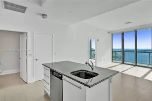 888 Biscayne Blvd, Miami, FL 33132 - Photo 4