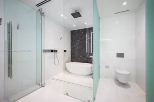 300 Biscayne Blvd Way, Miami, FL 33131 - Photo 12