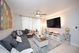 11133 SW 8th St, Pembroke Pines, FL 33025 - Photo 1
