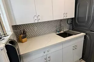 730 12th St, Miami Beach, FL 33139 - Photo 6