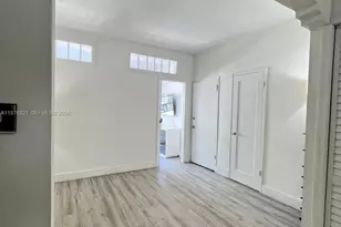 730 12th St, Miami Beach, FL 33139 - Photo 12