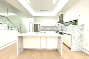 5728 NW 5th Ct, Miami, FL 33127 - Photo 10