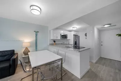 1228 West Ave #312, Miami Beach, FL 33139 - Photo 10