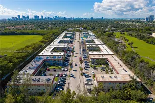 1451 N 12th Ct, Hollywood, FL 33019 - Photo 28