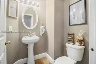 8525 Pine Cay, West Palm Beach, FL 33411 - Photo 32