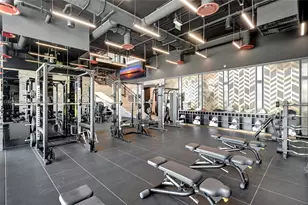 398 NE 5th St, Miami, FL 33132 - Photo 24