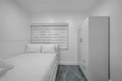 11221 NE 9th Ct, Biscayne Park, FL 33161 - Photo 16