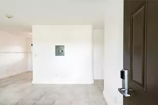 1605 NE 126, North Miami, FL 33181 - Photo 2