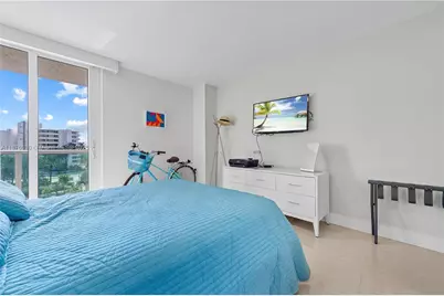 100 Bayview Dr #507, Sunny Isles Beach, FL 33160 - Photo 32