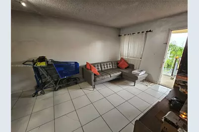 5350 W 21st Ct #407, Hialeah, FL 33016 - Photo 10