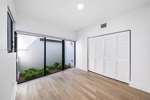 1076 NW 55th St, Miami, FL 33127 - Photo 52