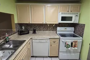 1035 W 77th St, Hialeah, FL 33014 - Photo 2