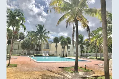 411 Executive Center Dr #209, West Palm Beach, FL 33401 - Photo 38