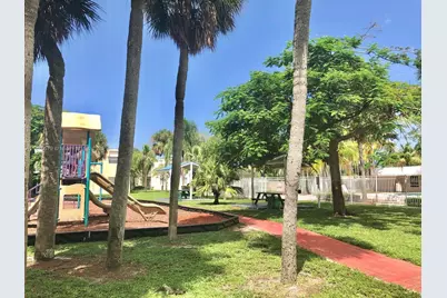 411 Executive Center Dr #209, West Palm Beach, FL 33401 - Photo 36