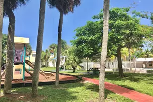 411 Executive Center Dr, West Palm Beach, FL 33401 - Photo 36