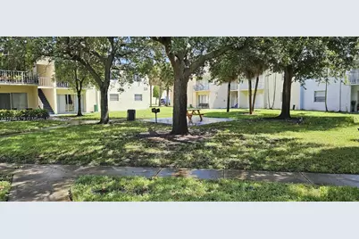 411 Executive Center Dr #209, West Palm Beach, FL 33401 - Photo 44