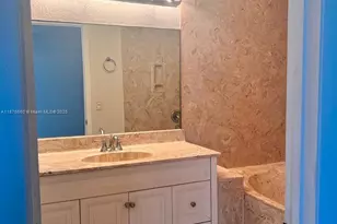 17 Crossings Cir, Boynton Beach, FL 33435 - Photo 12