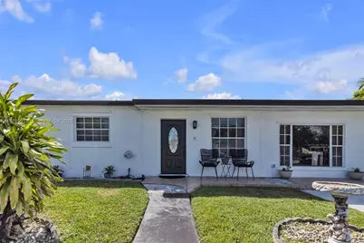 22270 SW 109th Ave, Miami, FL 33170 - Photo 2