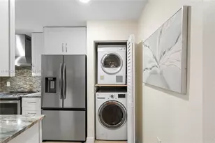 9286 Vista Del Lago, Boca Raton, FL 33428 - Photo 10