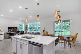 4754 Eucalyptus Dr, Hollywood, FL 33021 - Photo 8