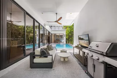 2321 Trapp Ave, Coconut Grove, FL 33133 - Photo 32