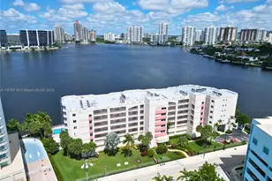 18260 N Bay Rd, Sunny Isles Beach, FL 33160 - Photo 32