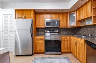 1750 NE 191st St, Miami, FL 33179 - Photo 2