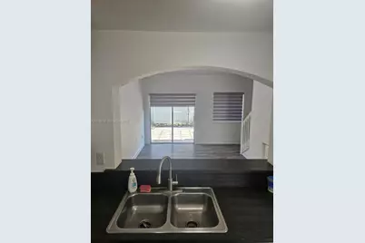 7995 NW 8th St #103, Miami, FL 33126 - Photo 4